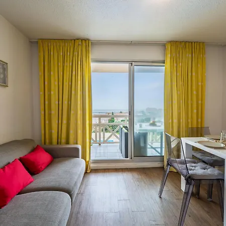 公寓 Les Hauts D'azur By Interhome